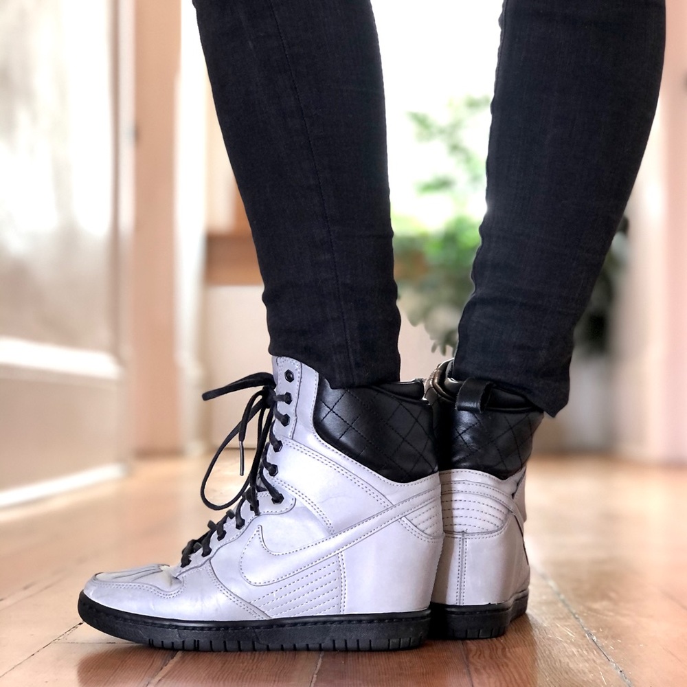 💥NIKE DUNK Sky Hi Wedge Silver Reflective Boots